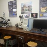 Sala de Estudio en Microscopio