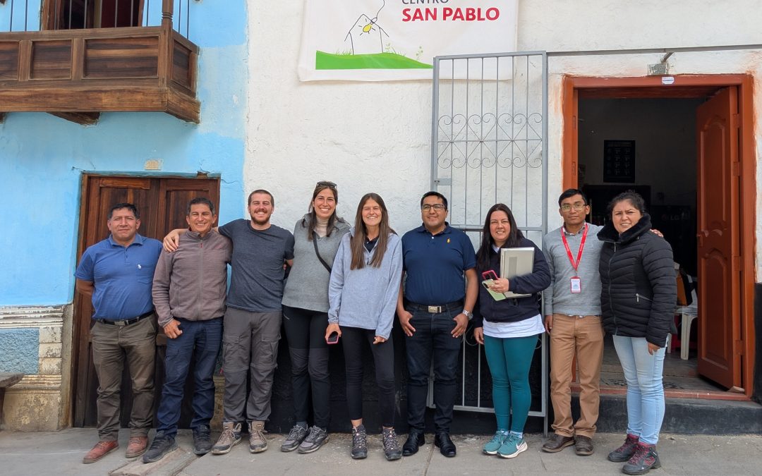 Transformación digital para la electrificación rural: visita a campo con acciona.org Perú