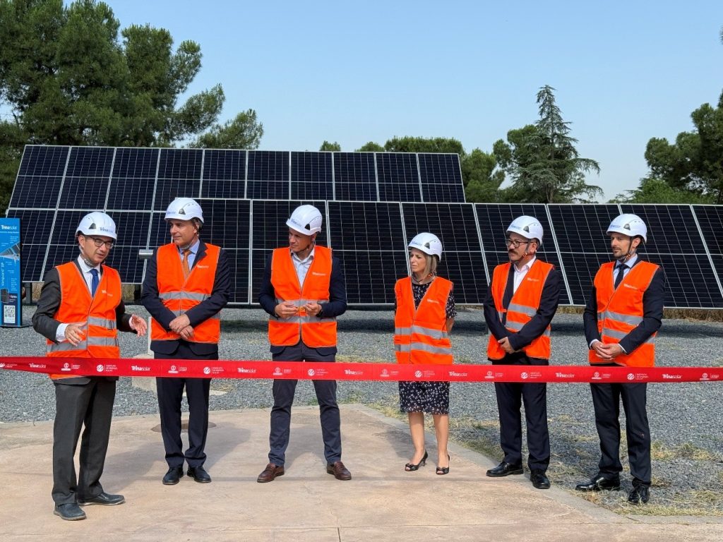 Trinasolar and the Solar Energy Institute Strengthen Partnership with Inauguration of Demo Center