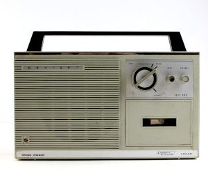 Magnetófono Königer 3002