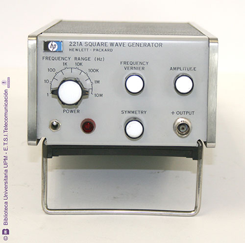 Generador de onda cuadrada Hewlett-Packard 221A [00.020]