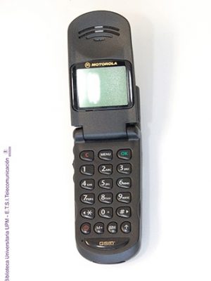 Teléfono móvil Motorola V-3688