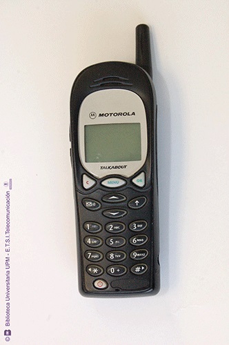 Teléfono móvil Motorola T2288