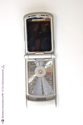 Teléfono móvil Motorola RAZR V3