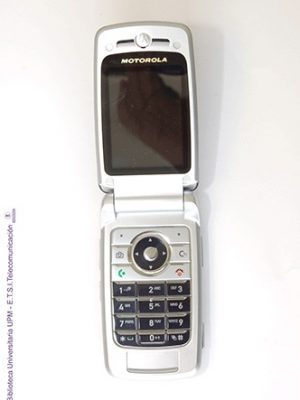 Teléfono móvil Motorola E895
