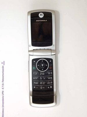 Teléfono móvil Motorola W220
