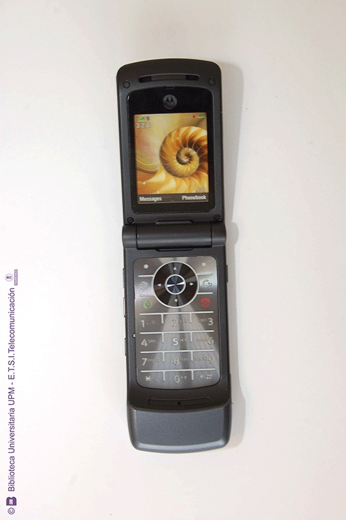 Teléfono móvil Motorola W510