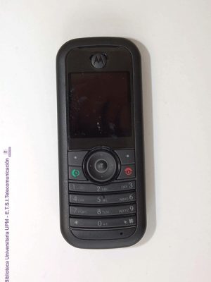 Teléfono móvil Motorola W205