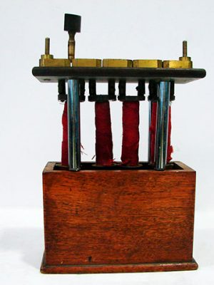 Caja de resistencias British Telegraphe Manufactory [00.370]
