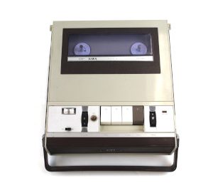 Magnetófono Aiwa TP-730