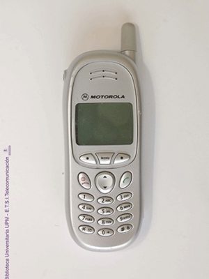 Teléfono móvil Motorola T191