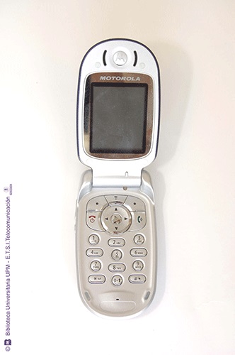 Teléfono móvil Motorola V300