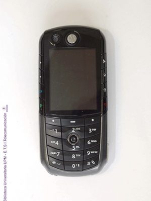 Teléfono móvil Motorola E1000
