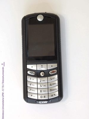 Teléfono móvil Motorola E398