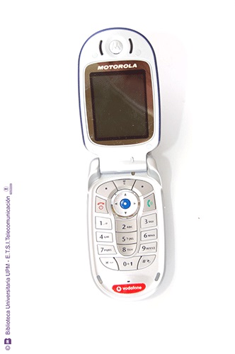 Teléfono móvil Motorola V550