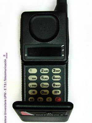 Teléfono móvil Motorola MicroTAC 9800x