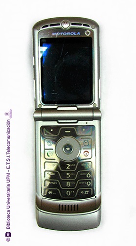 Teléfono móvil Motorola RAZR V3i