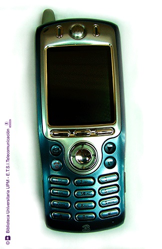 Teléfono móvil Motorola A820