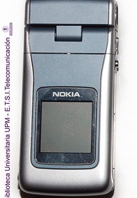 Teléfono móvil Nokia N90