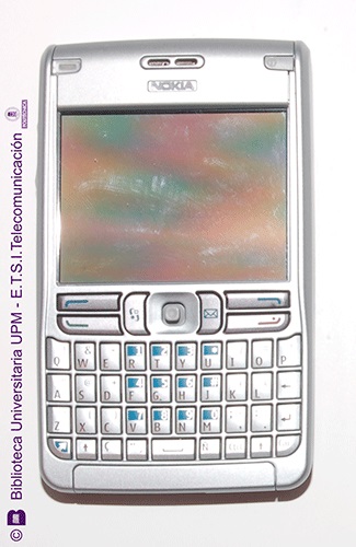 Teléfono móvil Nokia E61