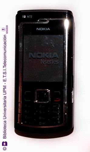 Teléfono móvil Nokia N72