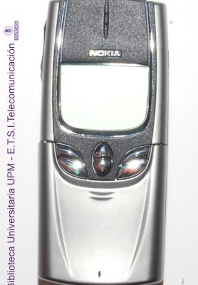 Teléfono móvil Nokia 8850
