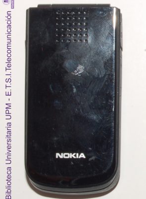 Teléfono móvil Nokia 2720 Fold