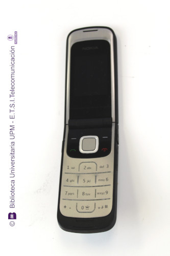 Teléfono móvil Nokia 2720 Fold
