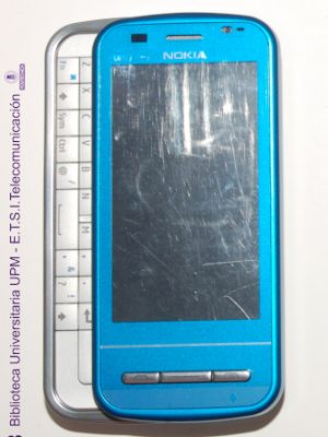 Teléfono móvil Nokia C6-00
