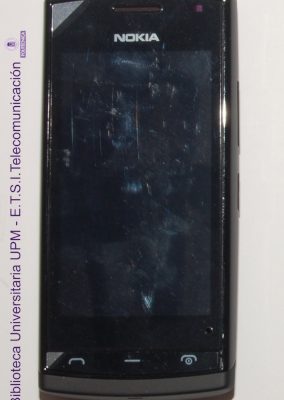 Teléfono móvil Nokia 500