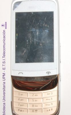 Teléfono móvil Nokia C2-02