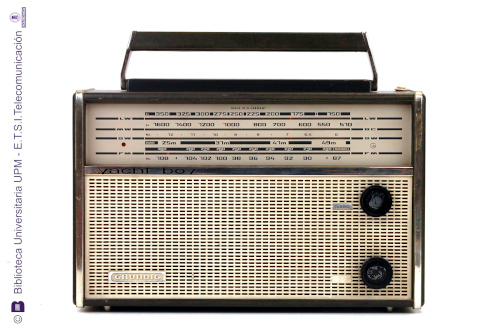 Receptor de radio Grundig Yacht Boy 202