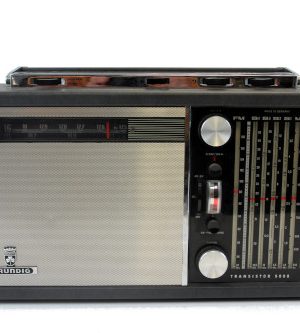 Receptor de radio Grundig Satellit 205 (Transistor 5000) [01.093]