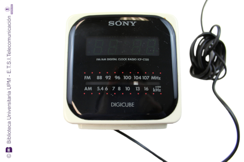 Receptor de radio Sony ICF-C120 Digicube