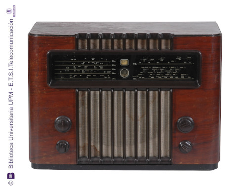 Receptor de radio Marconi M-49