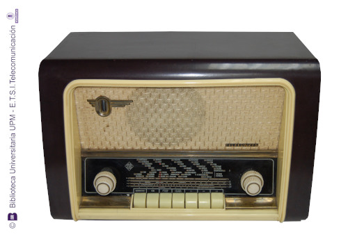 Receptor de radio Telefunken Adagio A-1746