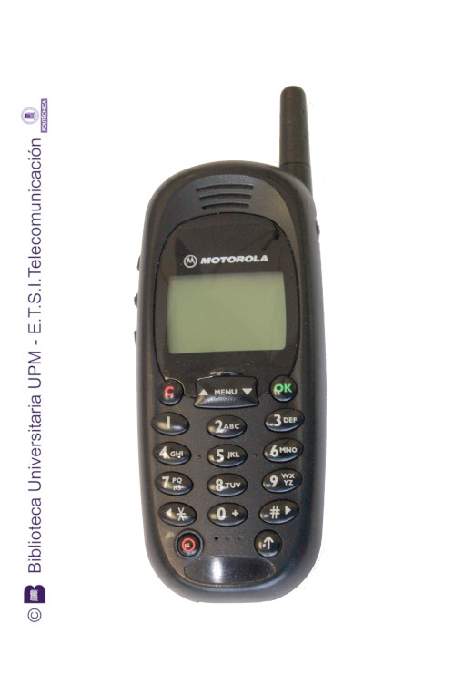 Teléfono móvil Motorola CD 930 [00.117]