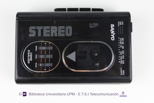 Radiocasete Sanyo M GR75