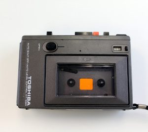 Magnetófono Toshiba KT1000