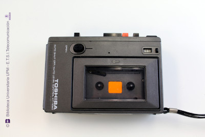 Magnetófono Toshiba KT1000