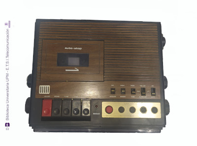 Radiocasete INTERNATIONAL 8120