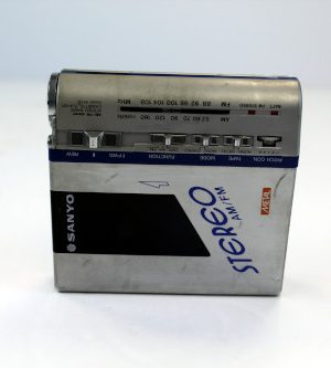 Radiocasete Sanyo M-G2