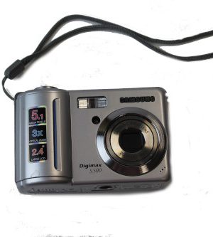 Cámara fotográfica Samsung Digimax S500