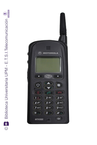 Teléfono móvil Motorola MTH 300S