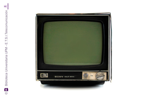 Televisión Sony Solid State TV-110 UET
