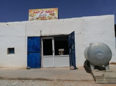 Estructuras metálicas para almacenar el agua en los Campamentos Saharauis